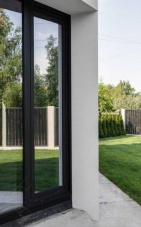 modernes Haus im Dorf Chaika A41653