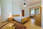station A14196 Long term rentals Flats