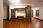 street A10656 Long term rentals Flats