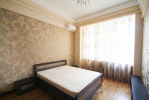 A10919 Long term rentals Flats and
