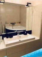 district A22951 Long term rentals Flats