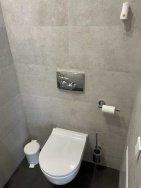 metro station A10749 Long term rentals