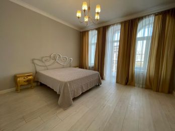 Apartment in a prestigious quarter