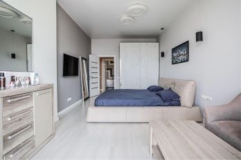 Neue Wohnung mit modernem Design im