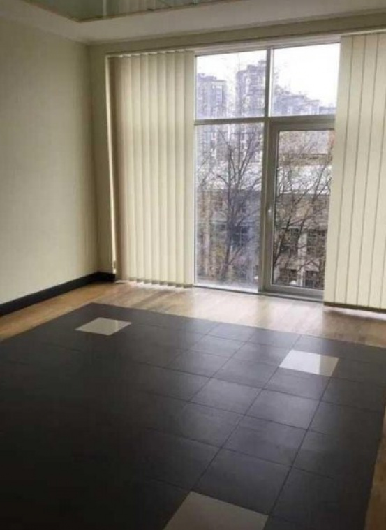 Gesamtfläche von 1860 m2 A54179