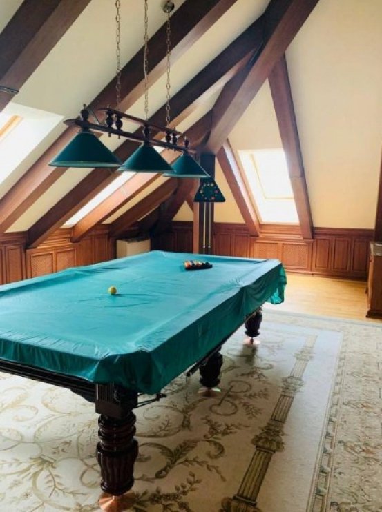 Häuser und Villen Exquisites Herrenhaus