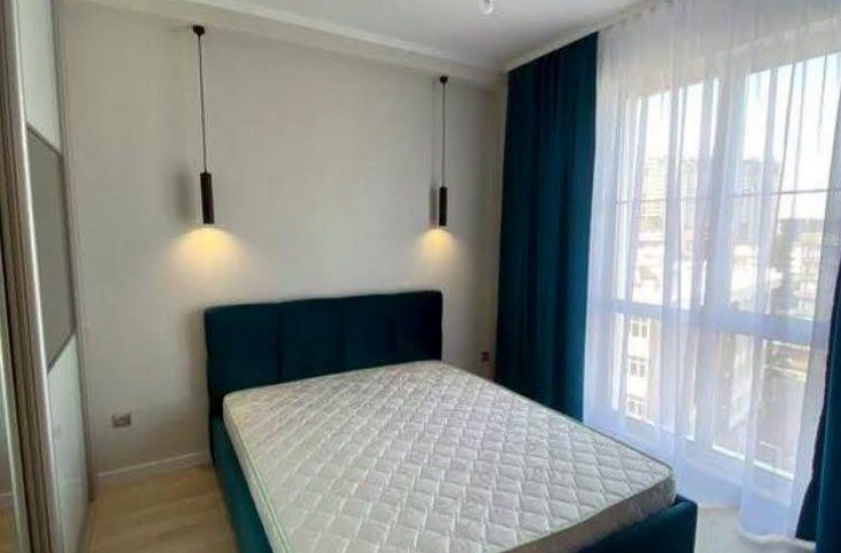 New England A14682 For Sale Flats and