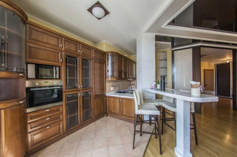 Apartment on Vladimirskaya street