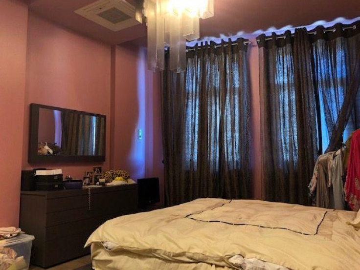 Flats and apartments Apartment in the