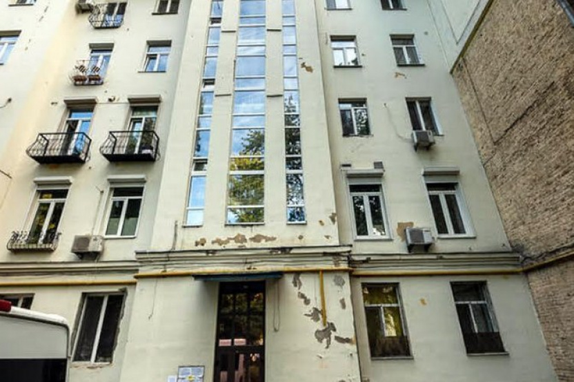 the very center A20322 For Sale Flats
