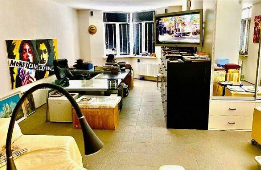 For Sale Flats and apartments Spacious