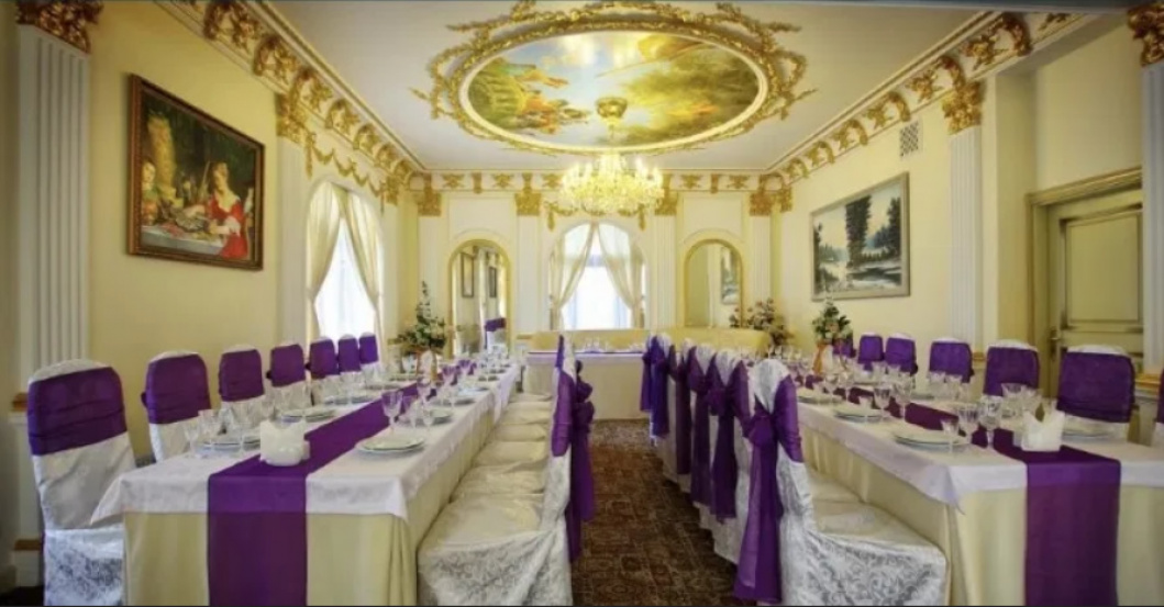 Verkauf Freistehende Gebäude Hotel zum