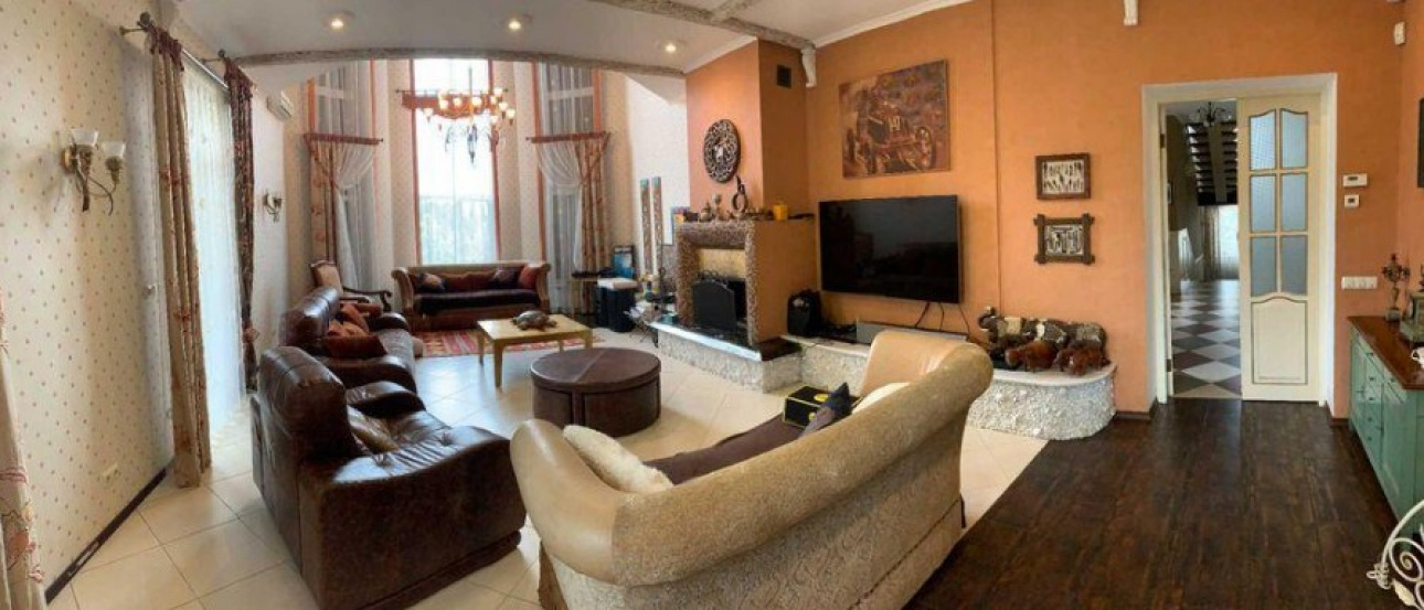 with terrace and pool A42650 For Sale