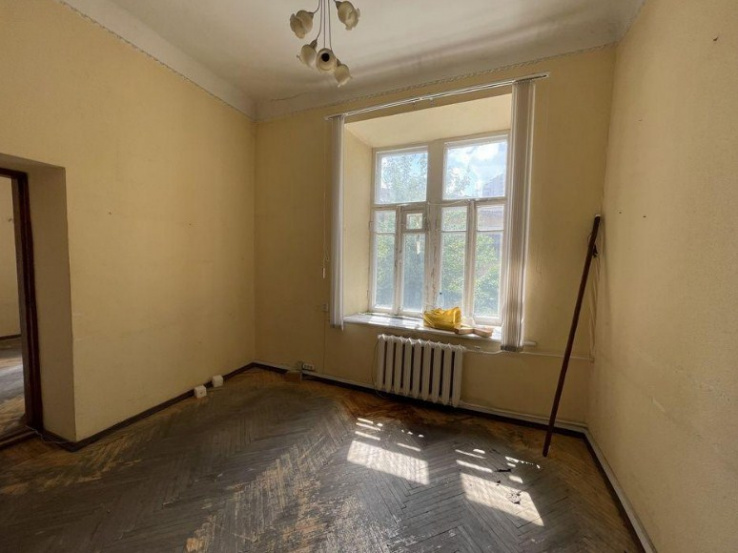 Sale Flats and apartments Apartment on