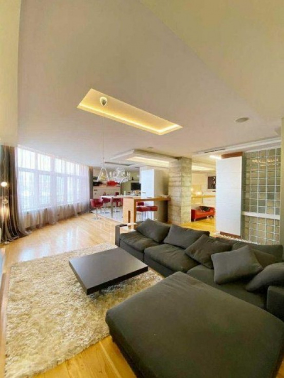apartments Spacious cozy apartment in
