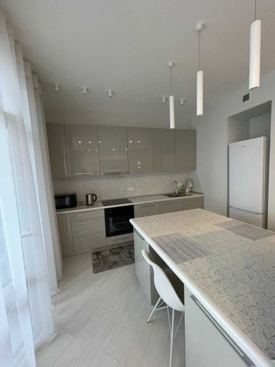 Long term rentals Flats and apartments