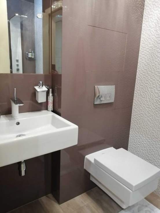 3-room apartment on Dragomirova A10665