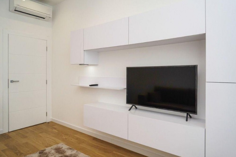 complex A50283 Long term rentals Flats
