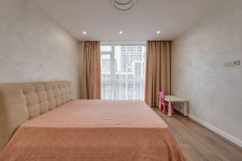 A49177 Long term rentals Flats and