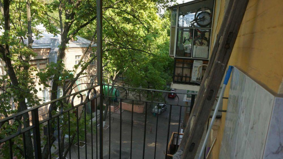 For Sale Flats and apartments 4-room