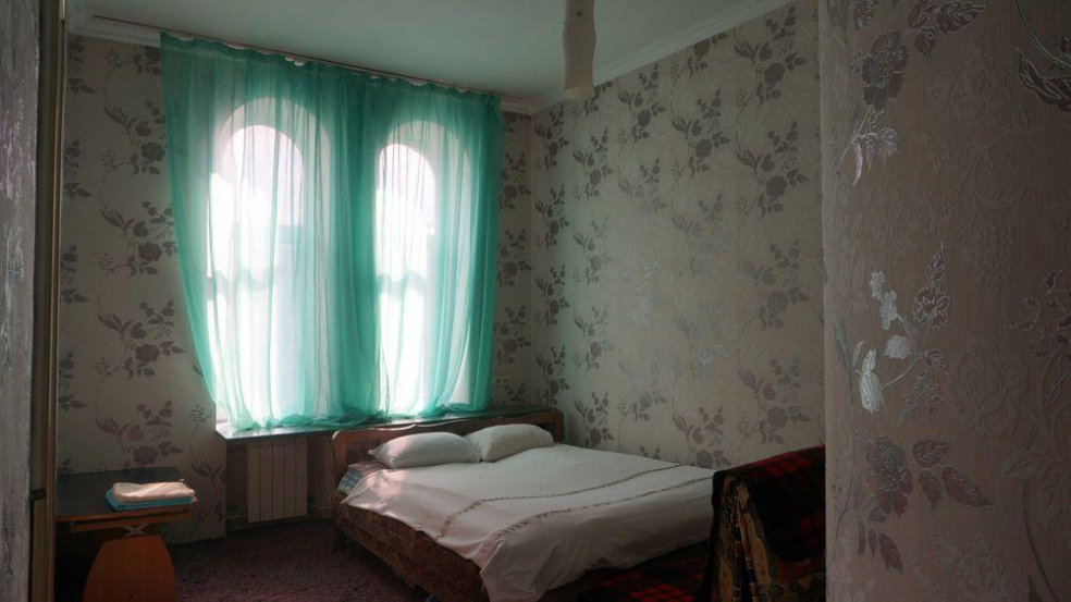 apartments 4-room apartment in a