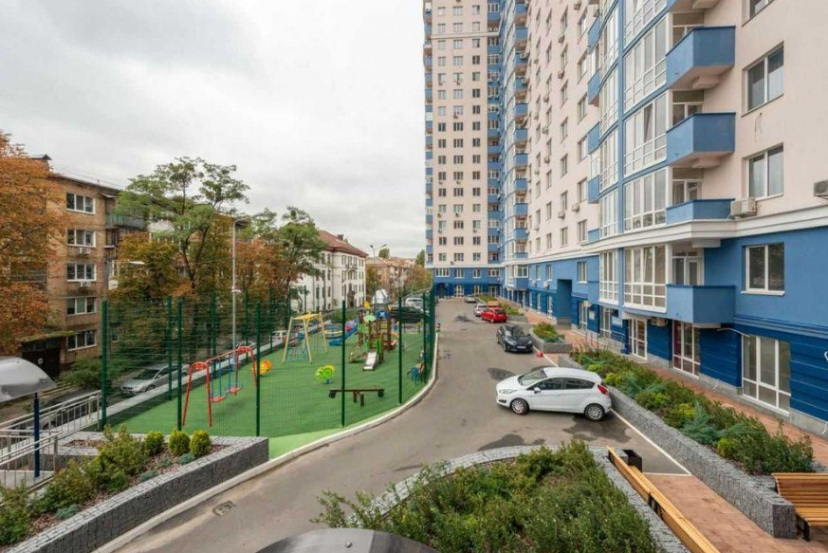 district A15047 For Sale Flats and