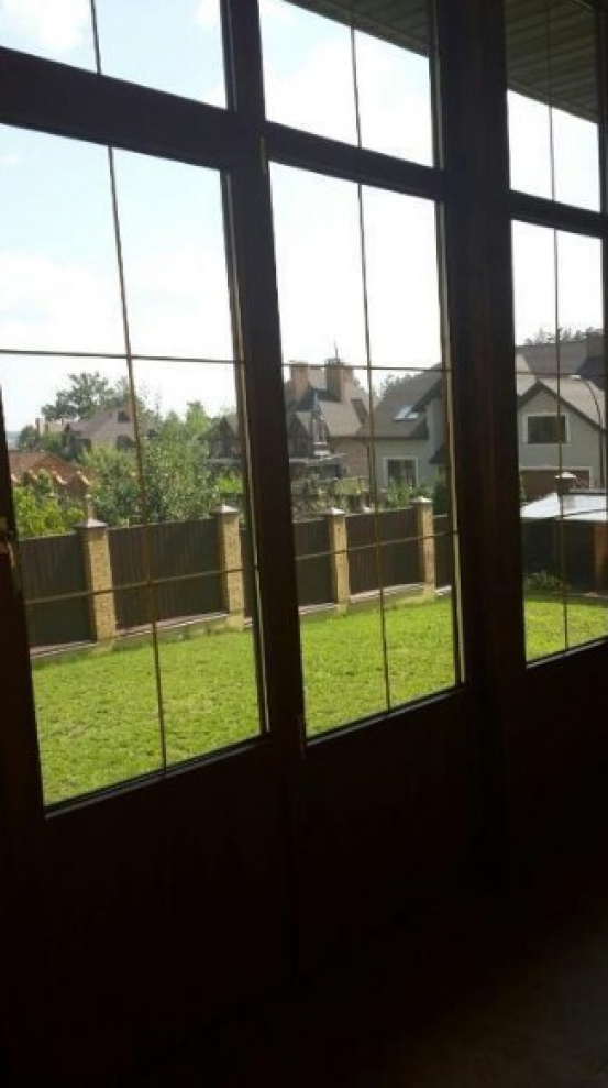 Haus im Dorf Stoyanka, 7 km von Kiew
