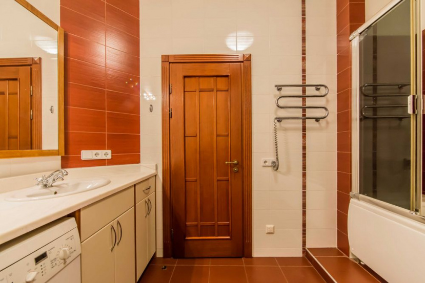 Long term rentals Flats and apartments