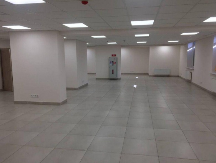 Büro im Bezirk Goloseevsky A32539