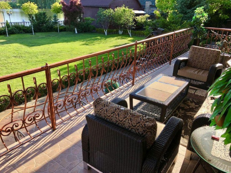 villas House in classic style in Kozin