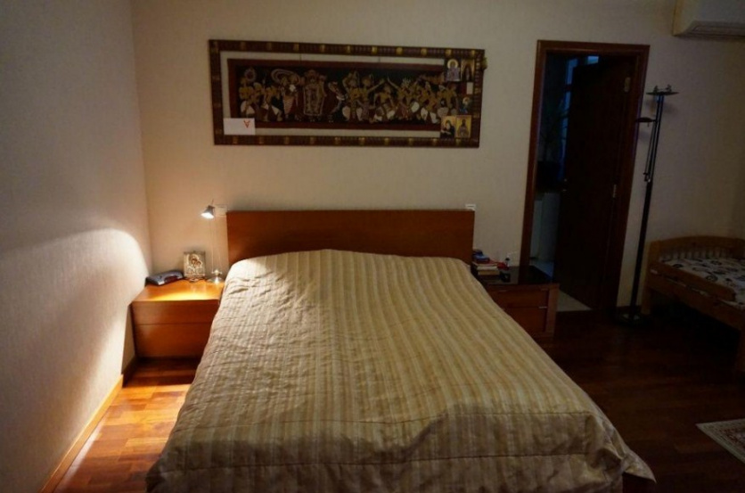 A49176 Long term rentals Flats and