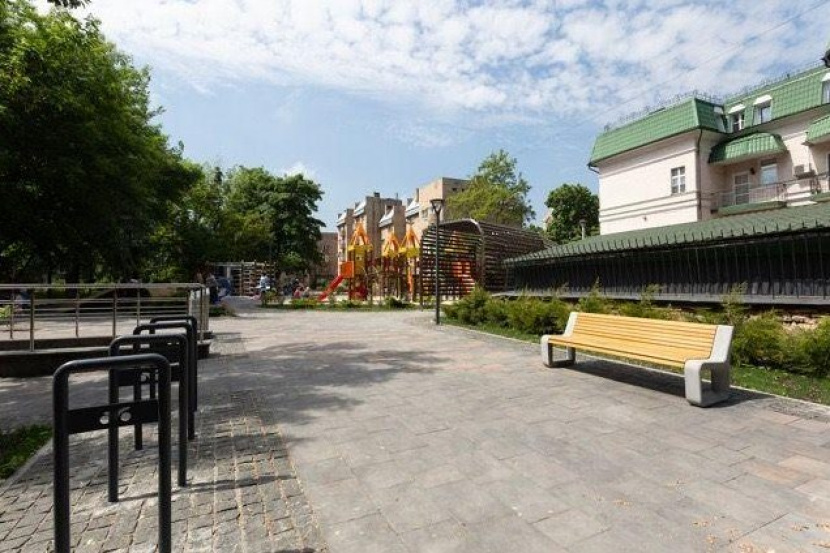 center of Kiev A37082 Long term rentals