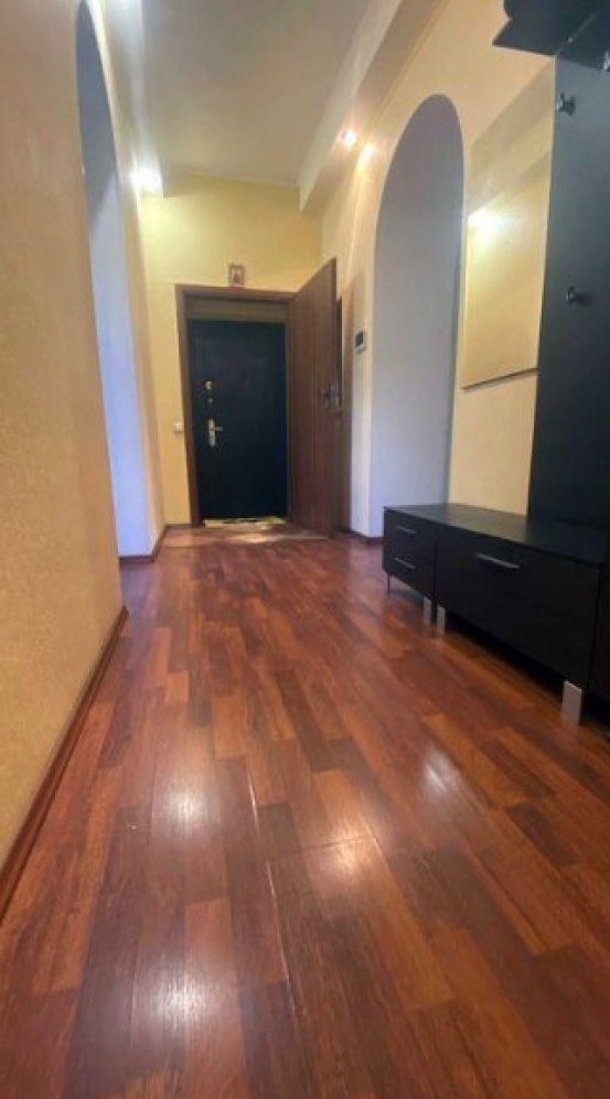 apartments Spacious apartment in the