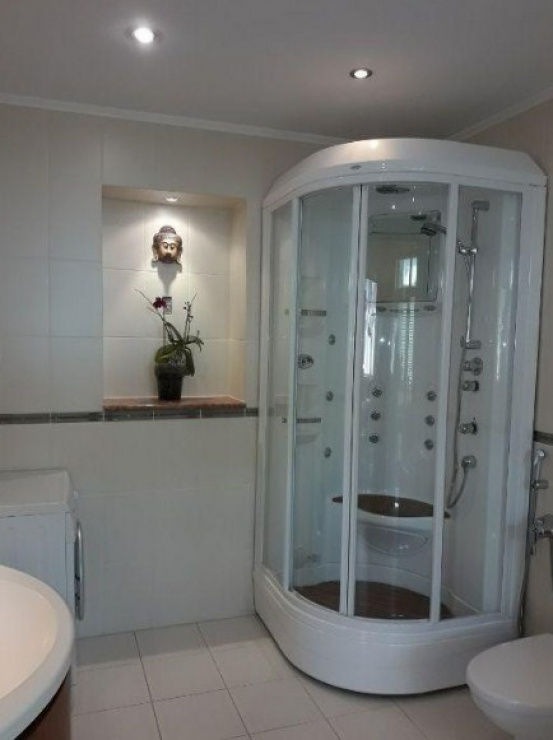 Spacious 5-room apartment in Pechersk