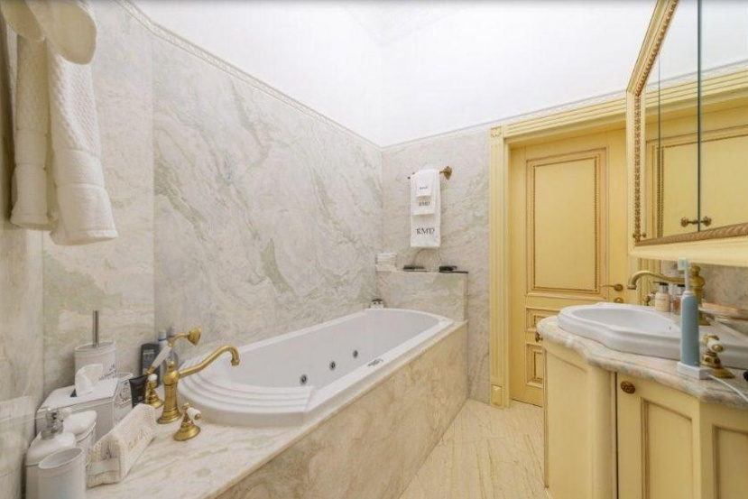 A14790 For Sale Flats and apartments