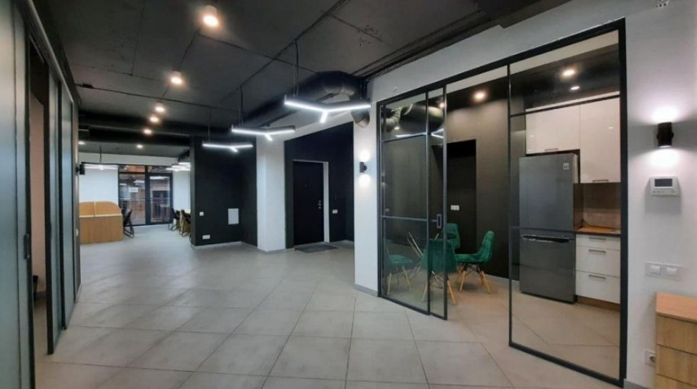 A21609 Verkauf Büros Modernes Büro im