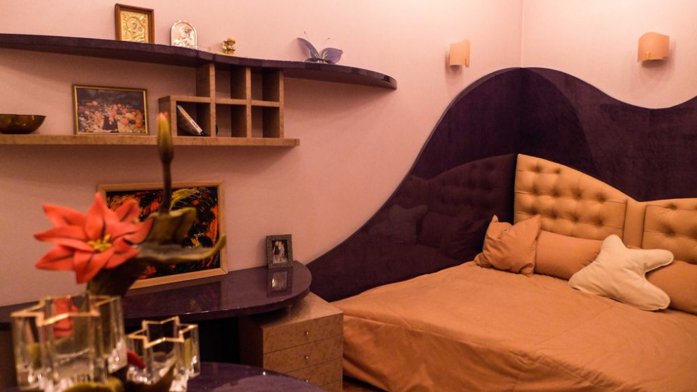 Long term rentals Flats and apartments
