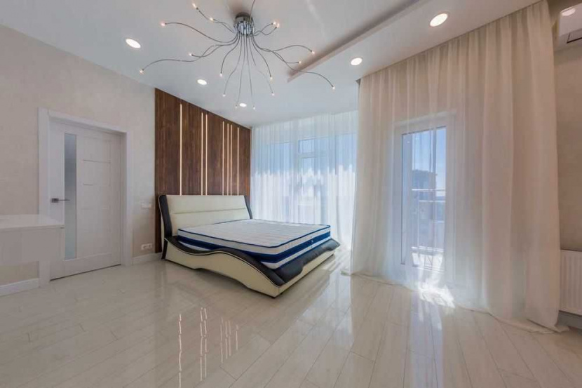 Long term rentals Flats and apartments