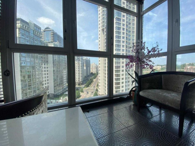 apartments 3-room apartment on