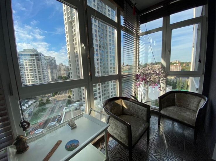 A11043 Long term rentals Flats and
