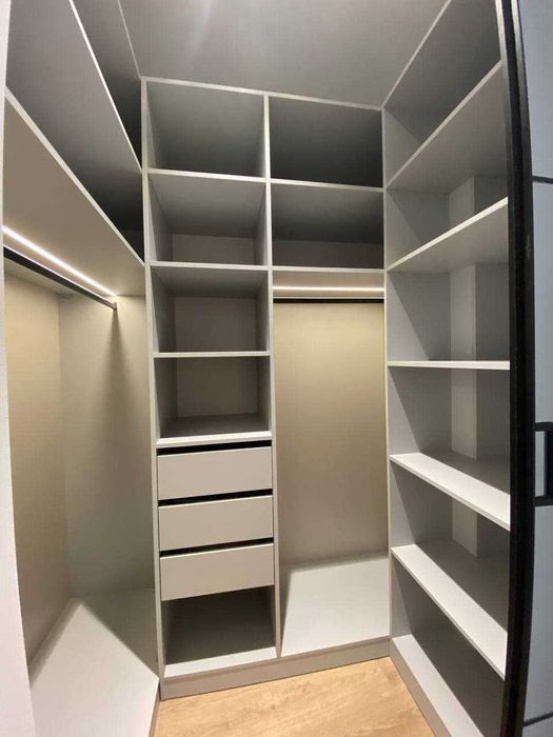Long term rentals Flats and apartments