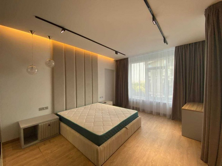 house A10882 Long term rentals Flats