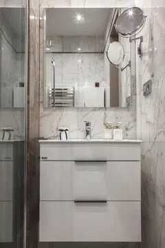 Long term rentals Flats and apartments
