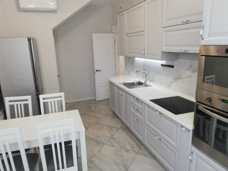 Podil A10992 Long term rentals Flats