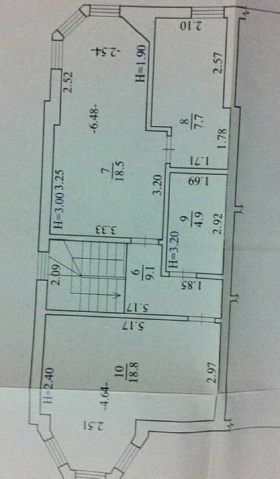 Cozy penthouse in Podil A10992 Long