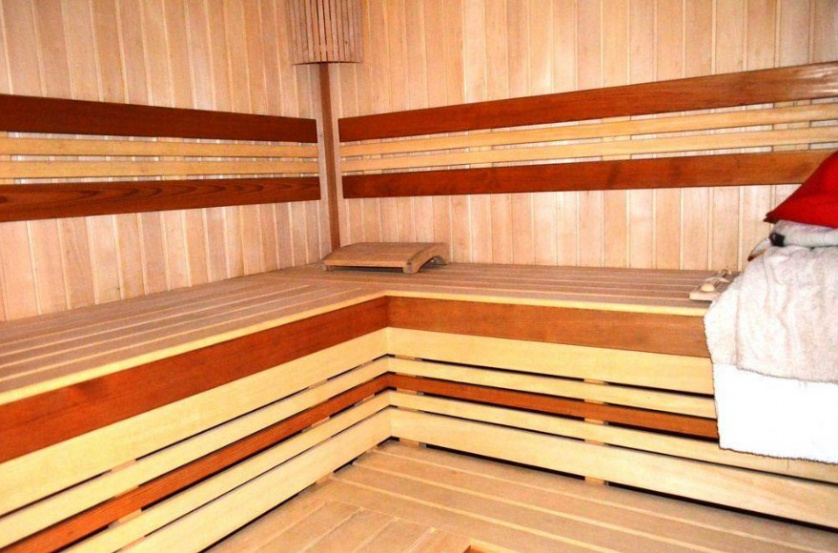 Villen Einzigartiges Haus mit Pool