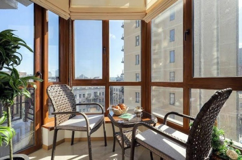 A14830 Long term rentals Flats and