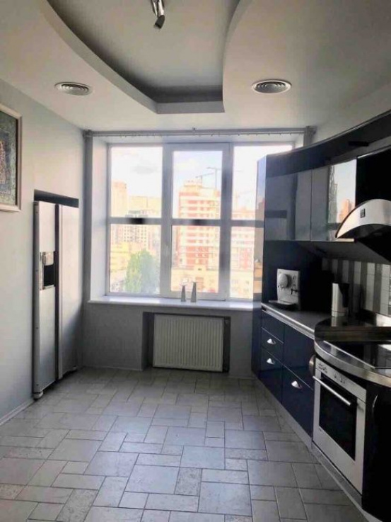 A10658 Long term rentals Flats and