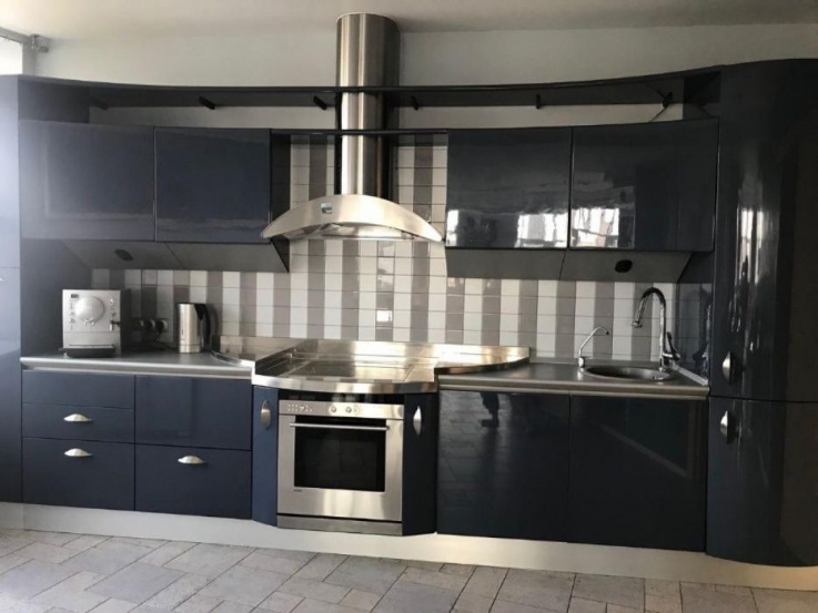 rentals Flats and apartments Premium