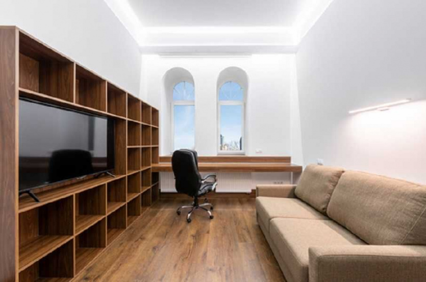 apartment on Lev Tolstoy street A10862